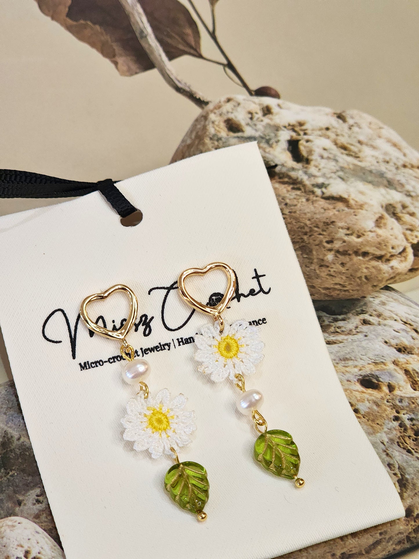 Handcrafted daisies with freshwater pearls & vintage leaf glass beads earrings. 18K gold-plated hooks