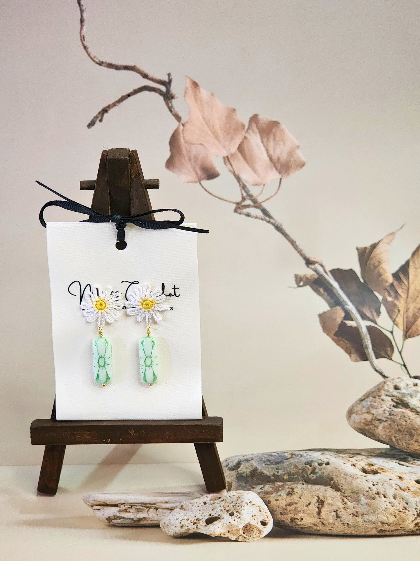 Vintage & Daisies Blossom Tile Micro-crochet Earrings - Simple & Unique