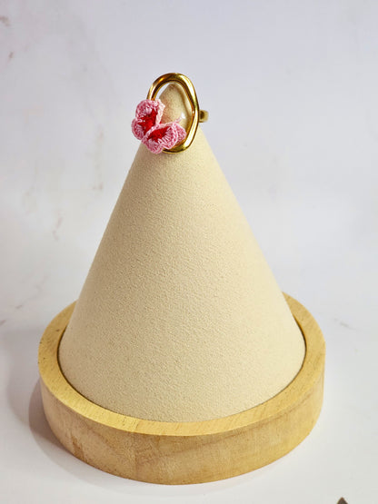 Micro-crochet Pink-Red Butterfly Ring