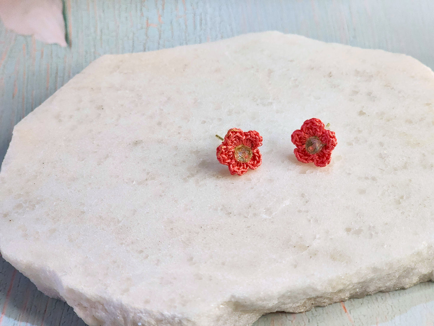 Handcrafted micro-crochet apple blossoms earrings with Czech crystals. On 18K gold-plated studs. 
