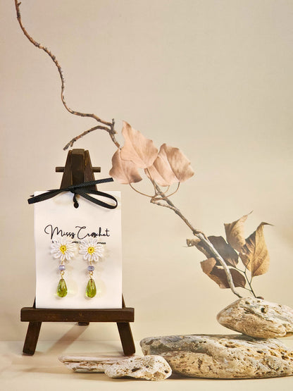 Handcrafted micro-crochet daisies paired with vintage Czech glass beads and styled with 18K gold-plated findings & studs 
