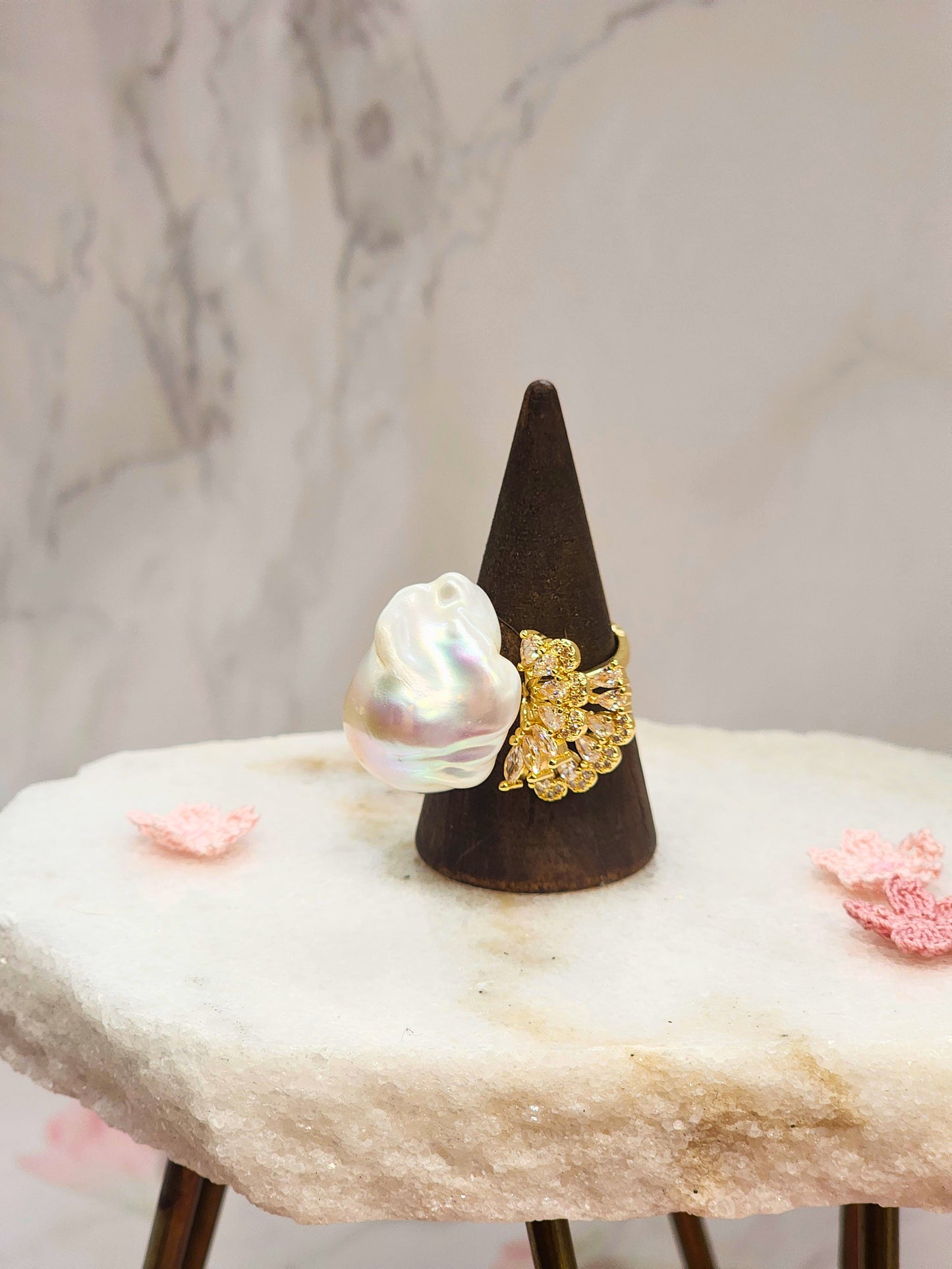 Magnificent 20×23mm Baroque pearl ring. Exceptional lustre and flawless. 18K gold-plated ring adorned with cubic zirconia peacock tail motif.