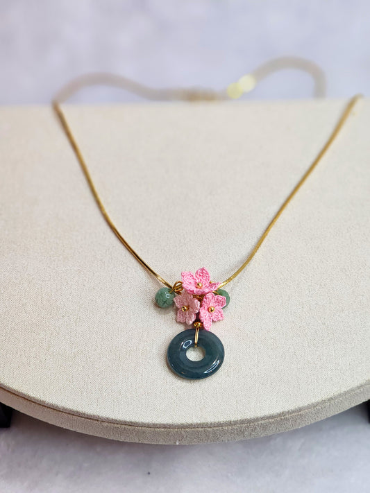 Hetian Jade Peace Buckle & Jadeite necklace with pink micro-crochet peach blossoms for prosperity. On 916 gold necklace.